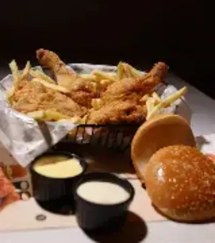 DOUBLE SPICY BROAST (HALF)